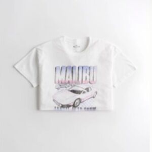 Hollister Cropped Baggy Graphic Tee